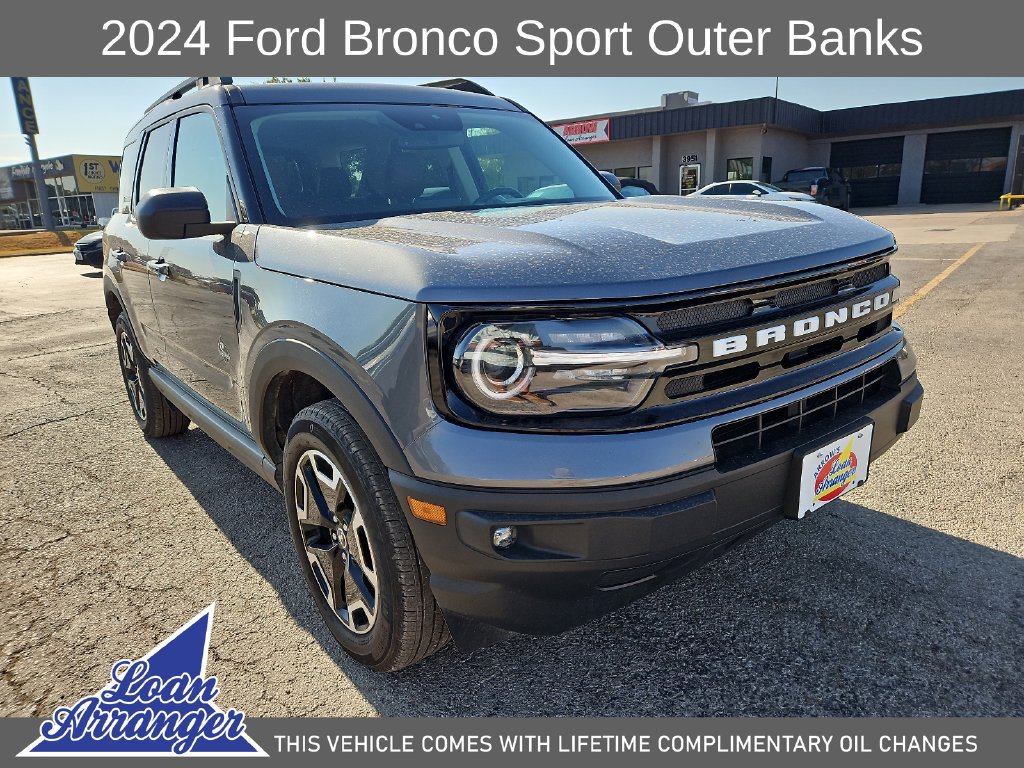 Used 2024 Ford Bronco Sport Outer Banks AWD/4WD image 2