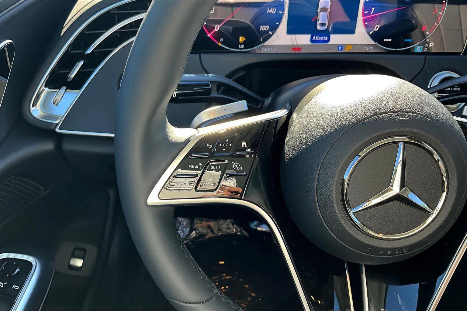 Used 2025 Mercedes-Benz E 350 Sedan image 23