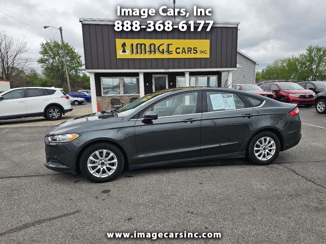 Used 2015 Ford Fusion S FWD image 1