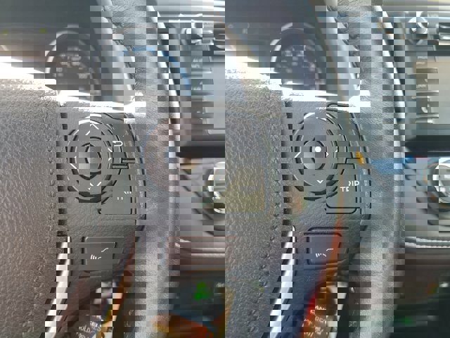 Used 2018 Toyota RAV4 XLE image 19