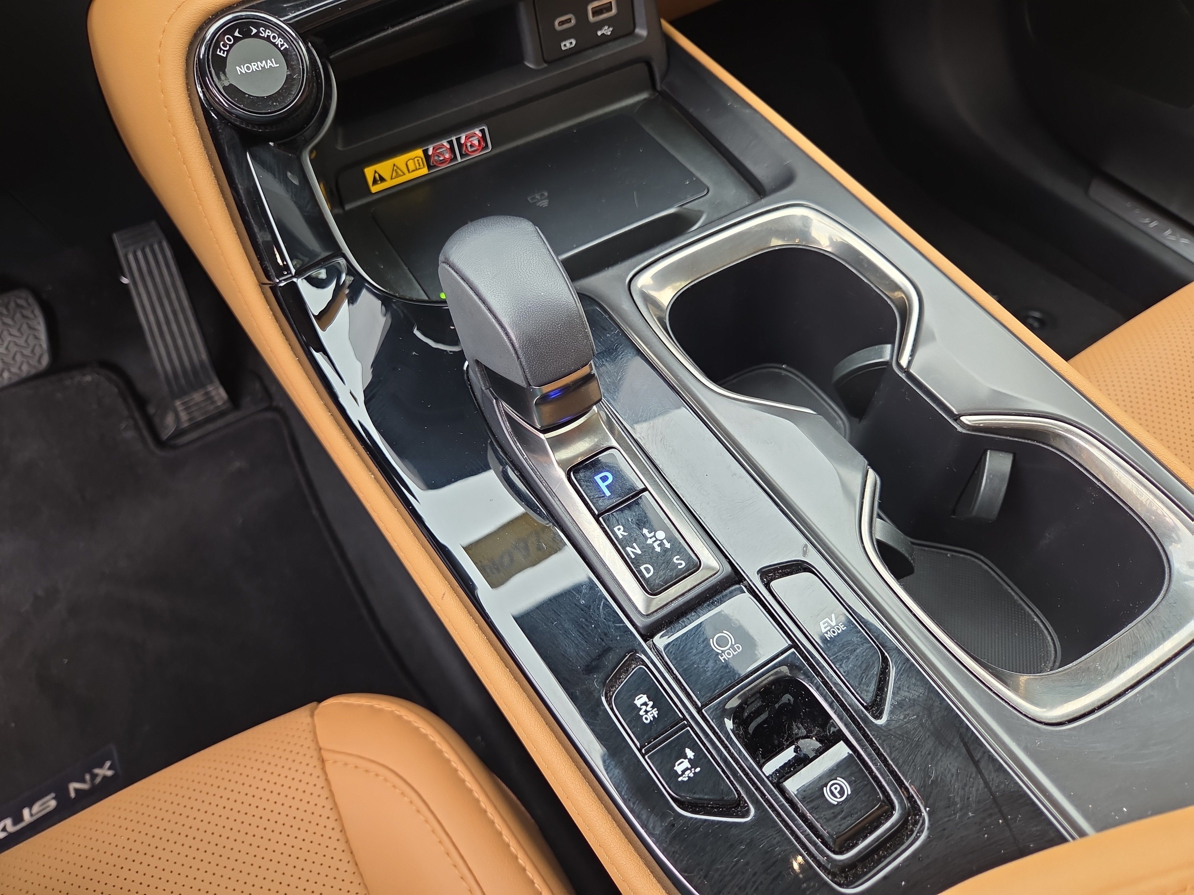 Certified 2026 Lexus NX 350h AWD w/ Cold Area Package image 28