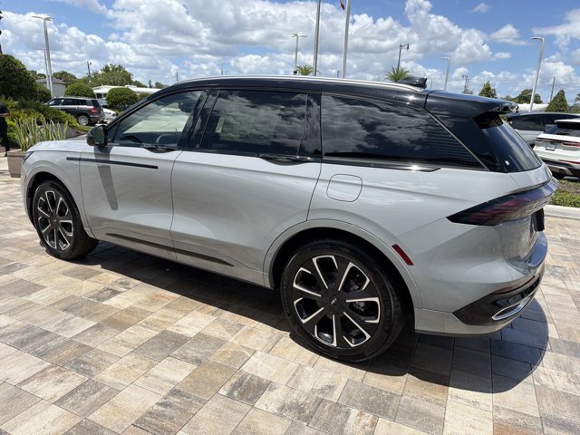 New 2026 Lincoln Nautilus Reserve AWD/4WD image 4