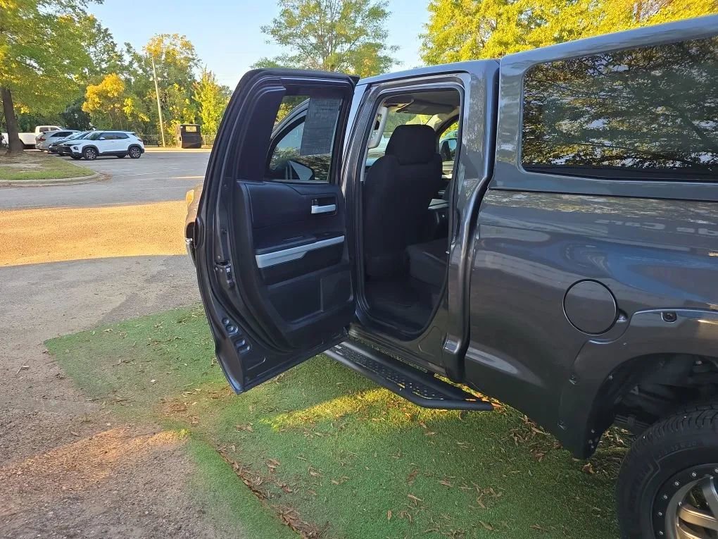 Used 2019 Toyota Tundra Limited image 12