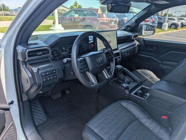 Used 2026 Toyota 4Runner TRD Off-Road Premium AWD/4WD image 12