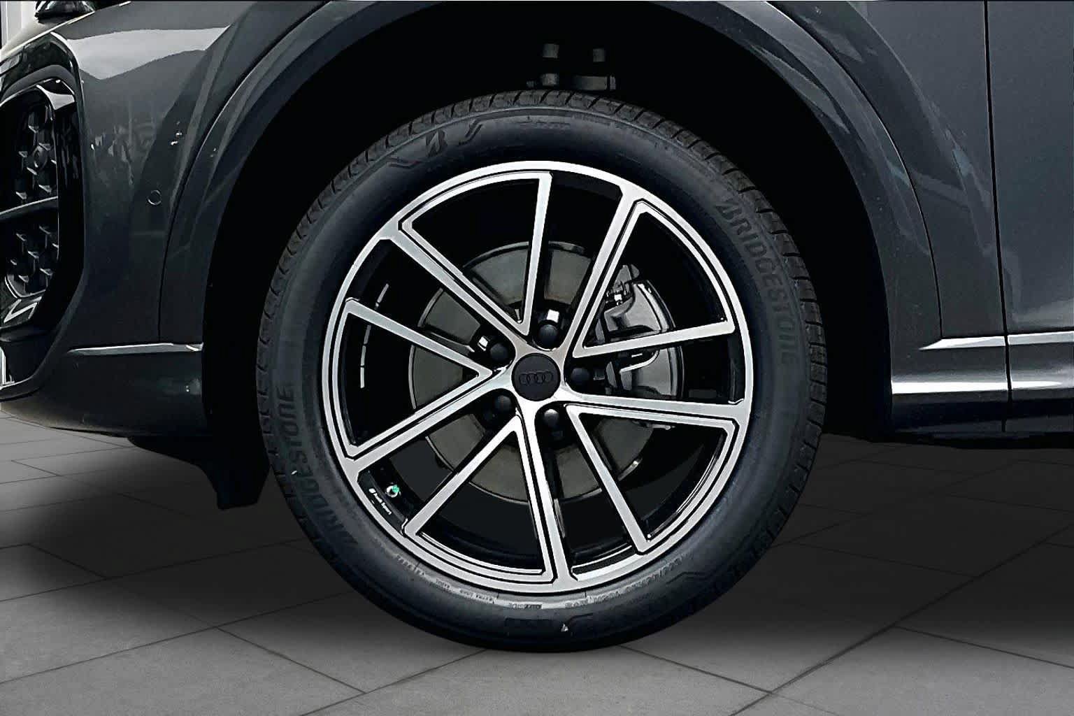 New 2026 Audi Q5 Premium Plus w/ Premium Plus AWD/4WD image 11