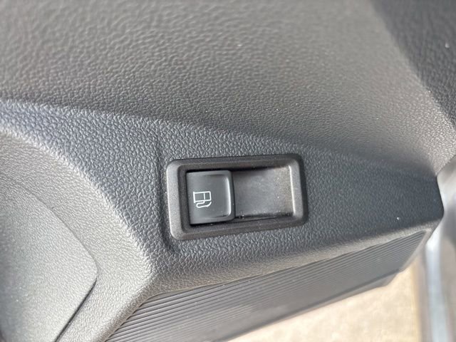 Used 2024 Volkswagen Taos SE AWD/4WD image 28
