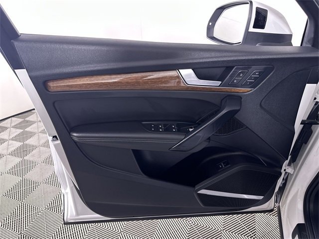 Used 2023 Audi Q5 2.0T Premium Plus image 23