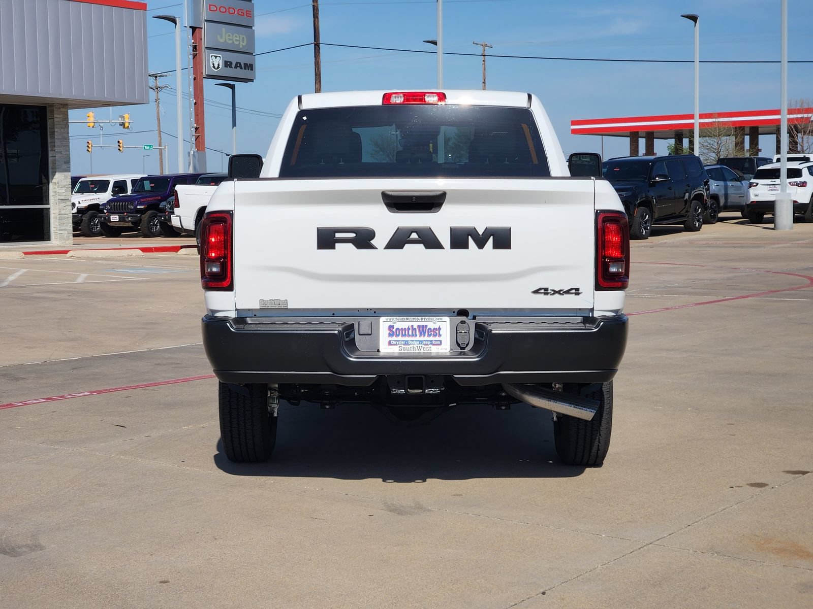 New 2026 RAM 2500 Tradesman AWD/4WD image 8
