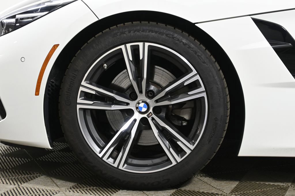 Certified 2024 BMW Z4 sDrive30i w/ Premium Package image 20