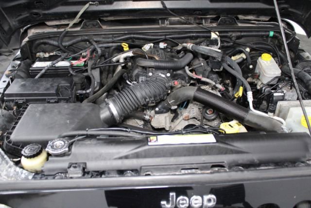 Used 2009 Jeep Wrangler X AWD/4WD image 19