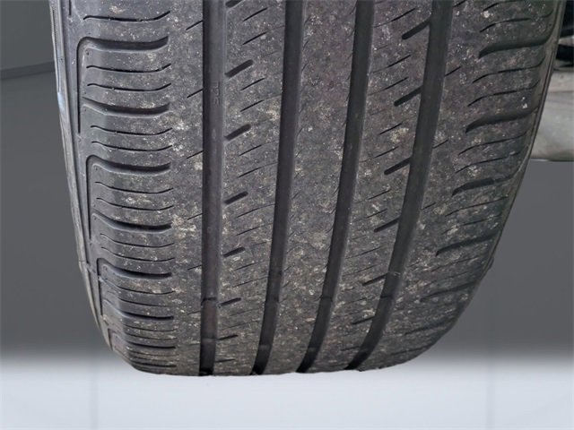 Used 2017 Chevrolet Malibu LT image 13