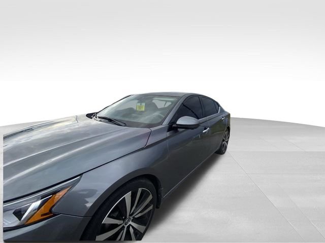 Used 2020 Nissan Altima 2.5 Platinum image 2