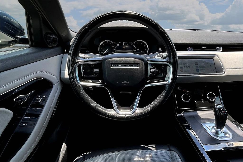 Used 2021 Land Rover Range Rover Evoque R-Dynamic S AWD/4WD image 8