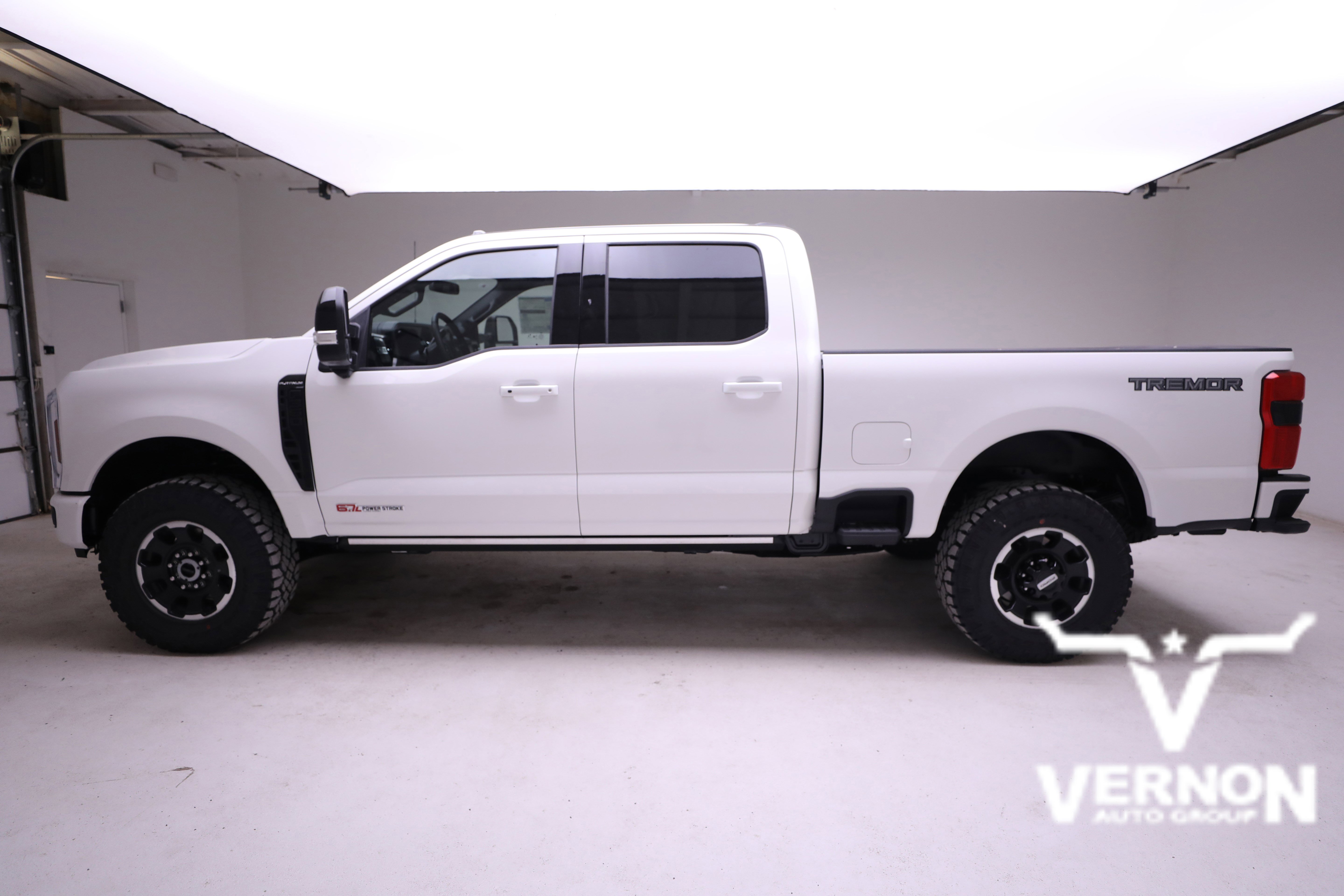 New 2026 Ford F350 Platinum image 2