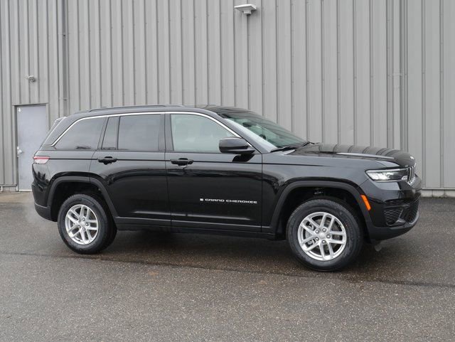 New 2025 Jeep Grand Cherokee Laredo X w/ Luxury Tech Group I image 9