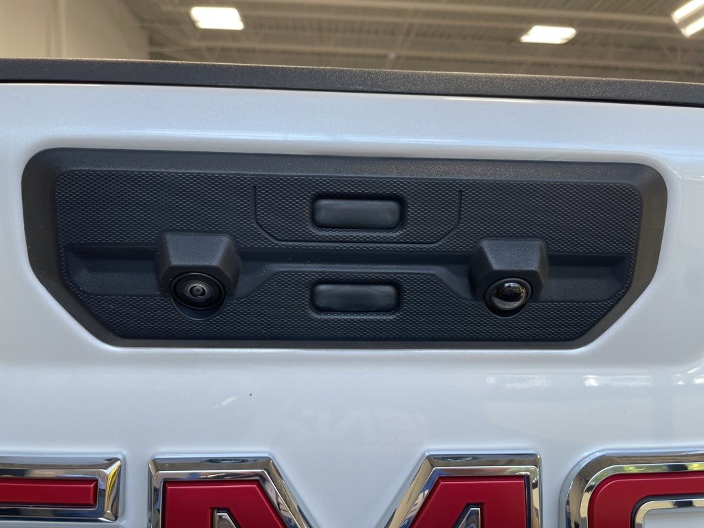 Used 2025 GMC Sierra 2500 Denali w/ Denali Reserve Package image 7