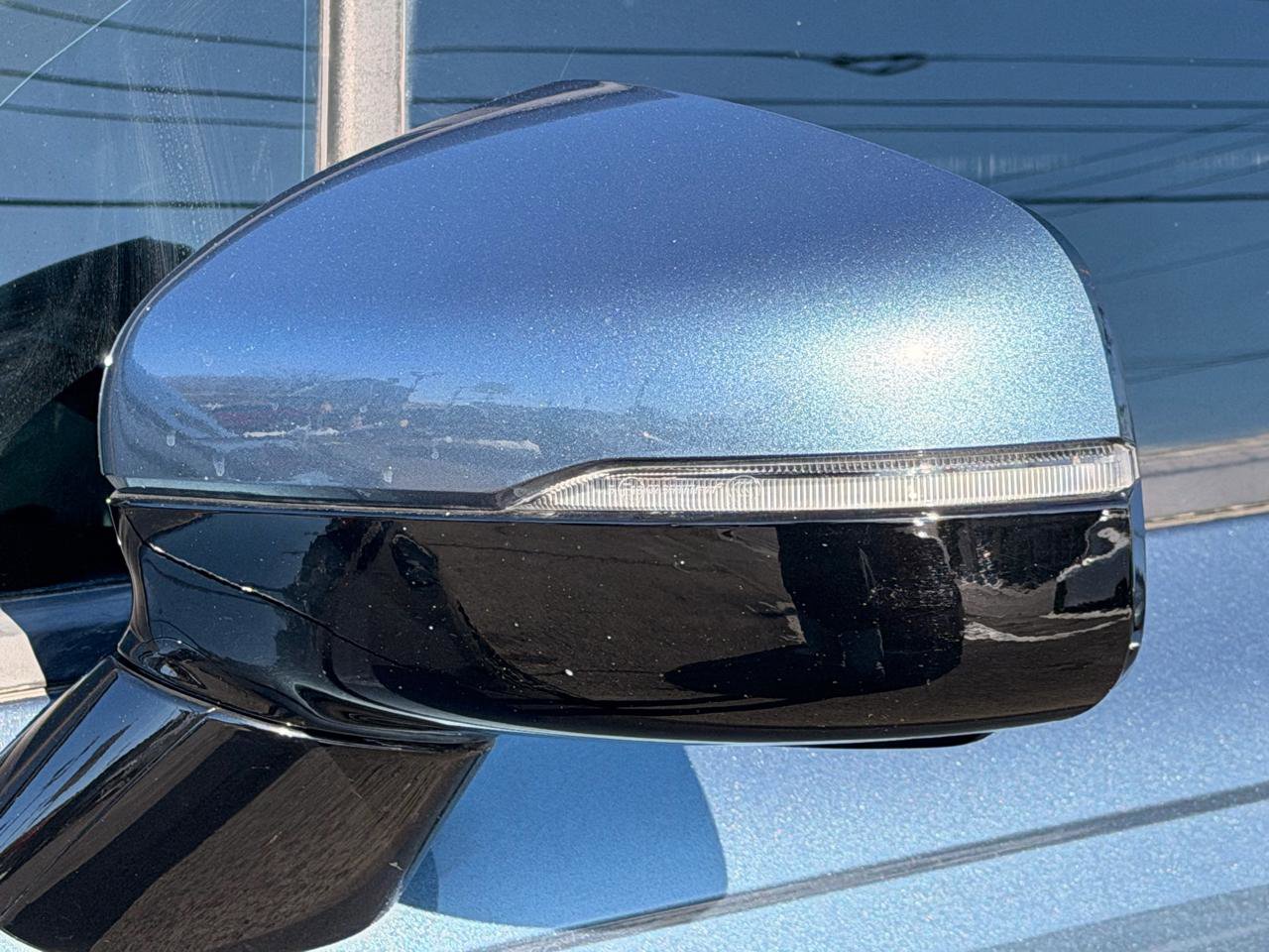 Used 2024 Kia Carnival EX image 10