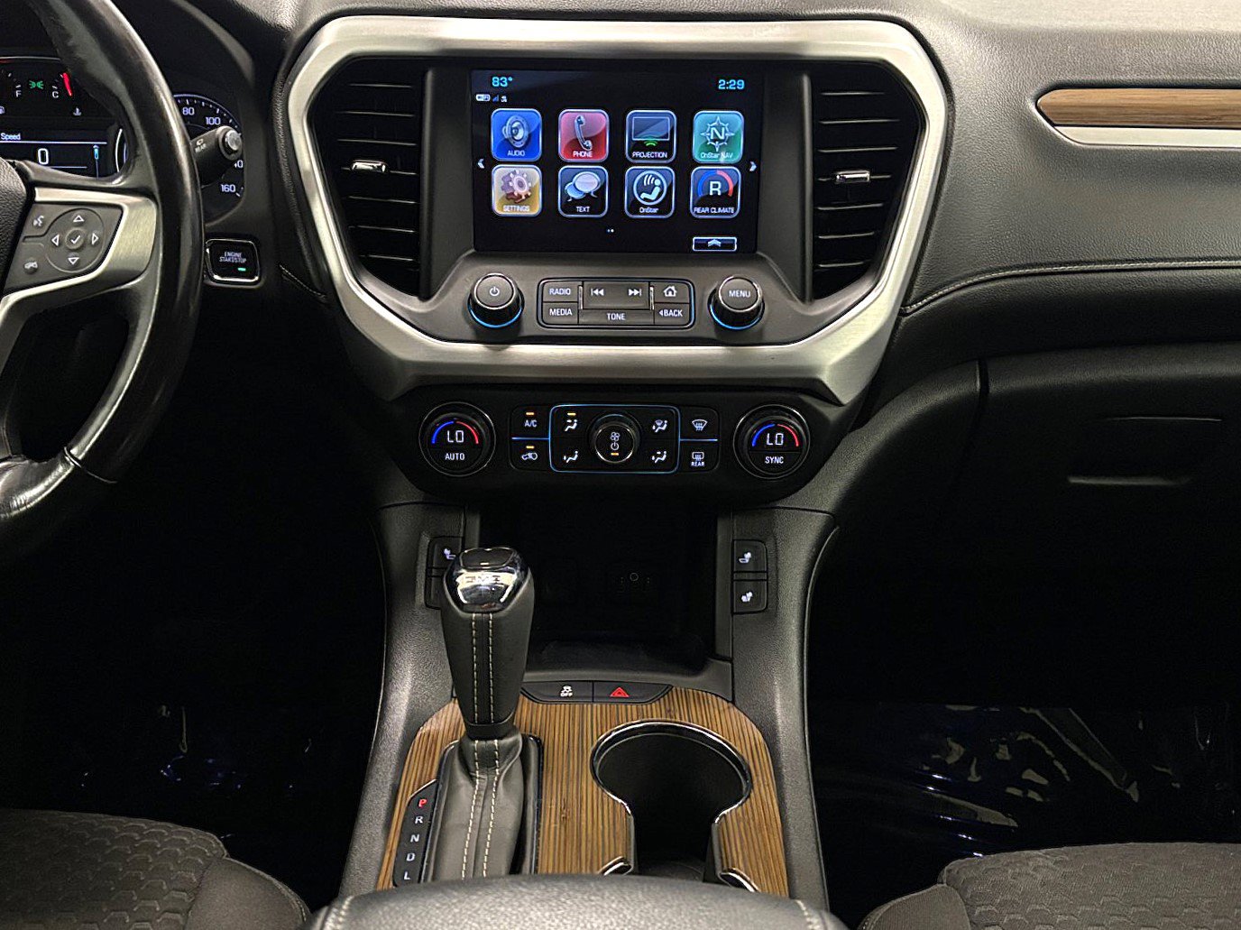 Used 2019 GMC Acadia SLE FWD image 15