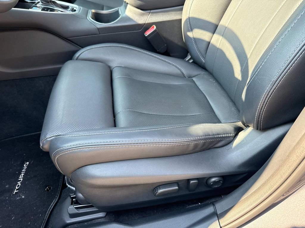 Used 2024 Subaru Outback Touring XT image 16