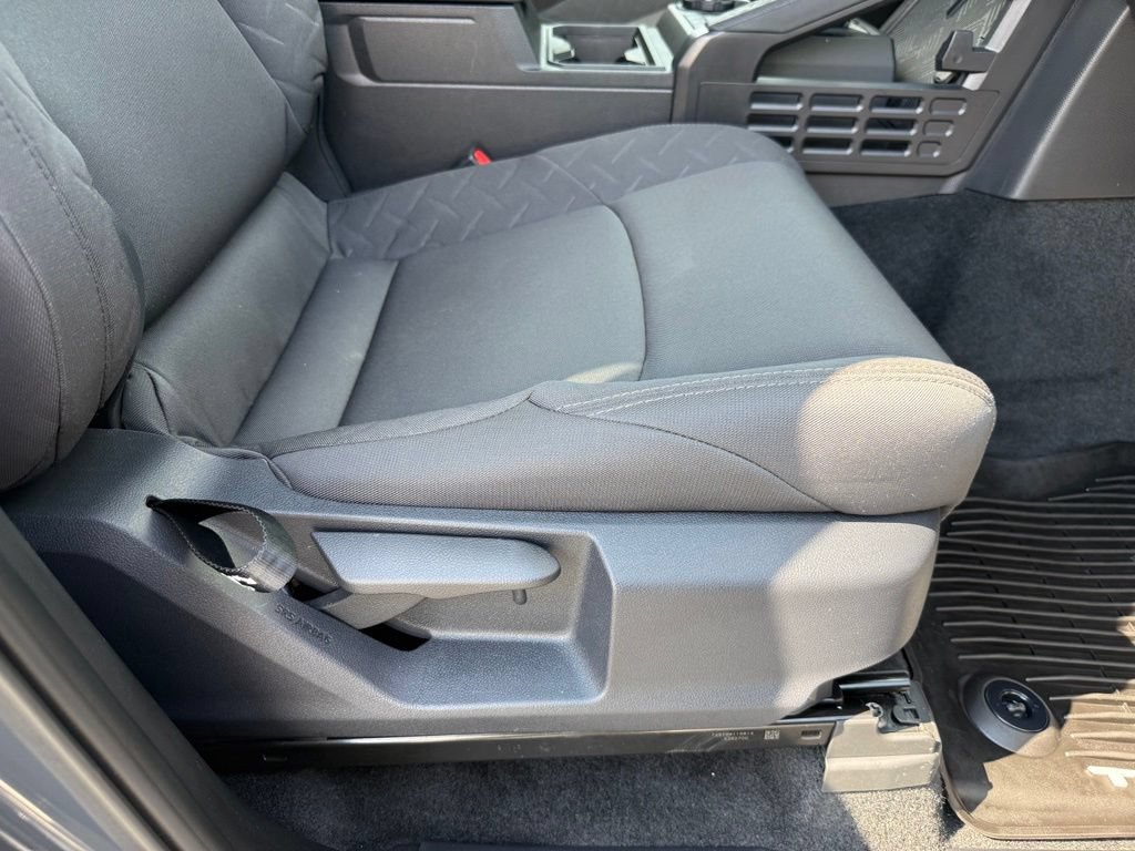 Certified 2025 Toyota Tacoma SR AWD/4WD image 35