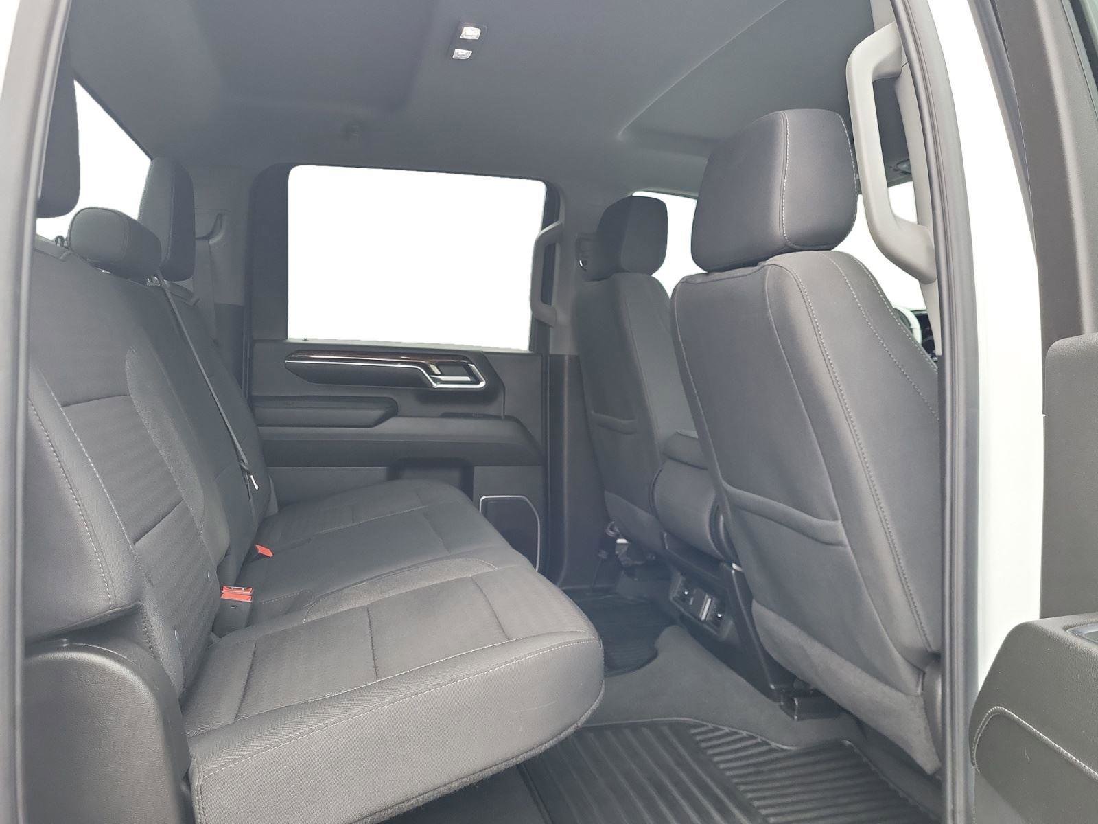 Used 2024 GMC Sierra 2500 SLE w/ SLE Value Package image 23