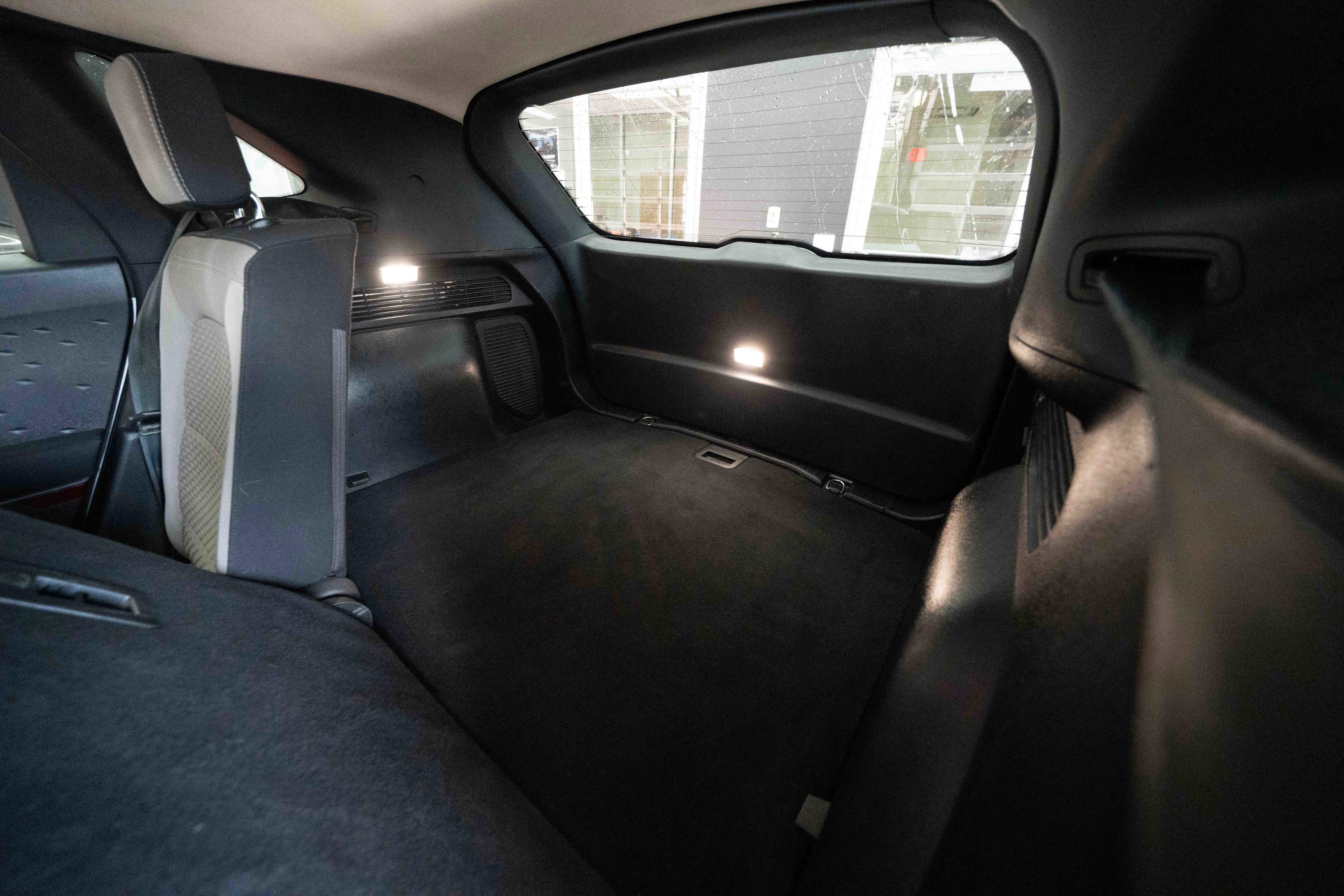 Used 2020 Ford Escape SE image 25