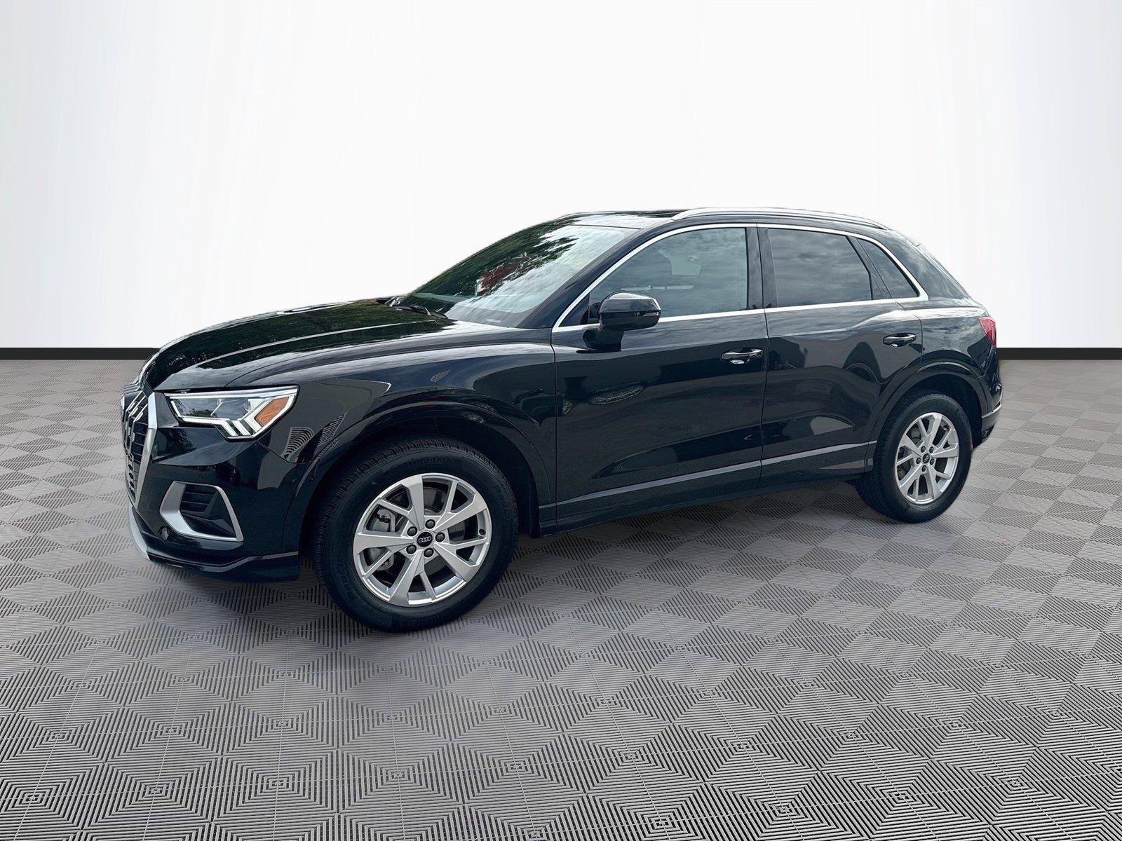 Certified 2024 Audi Q3 2.0T Premium Plus AWD/4WD image 3