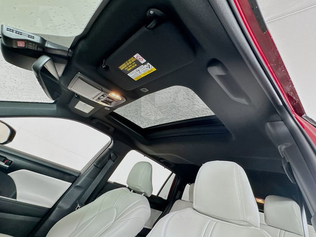 Certified 2025 Toyota Highlander XSE image 16