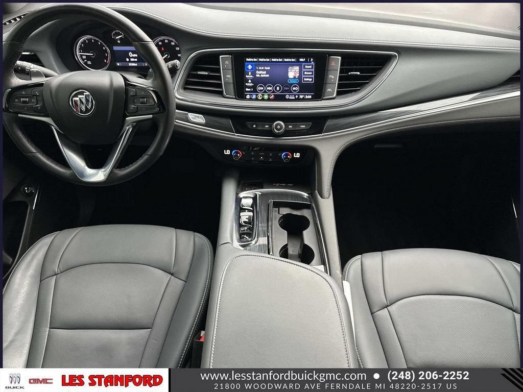 Used 2024 Buick Enclave Essence AWD/4WD image 15