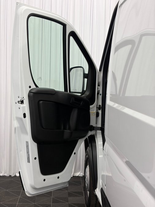 Used 2025 RAM ProMaster 2500 w/ Convenience Group FWD image 12