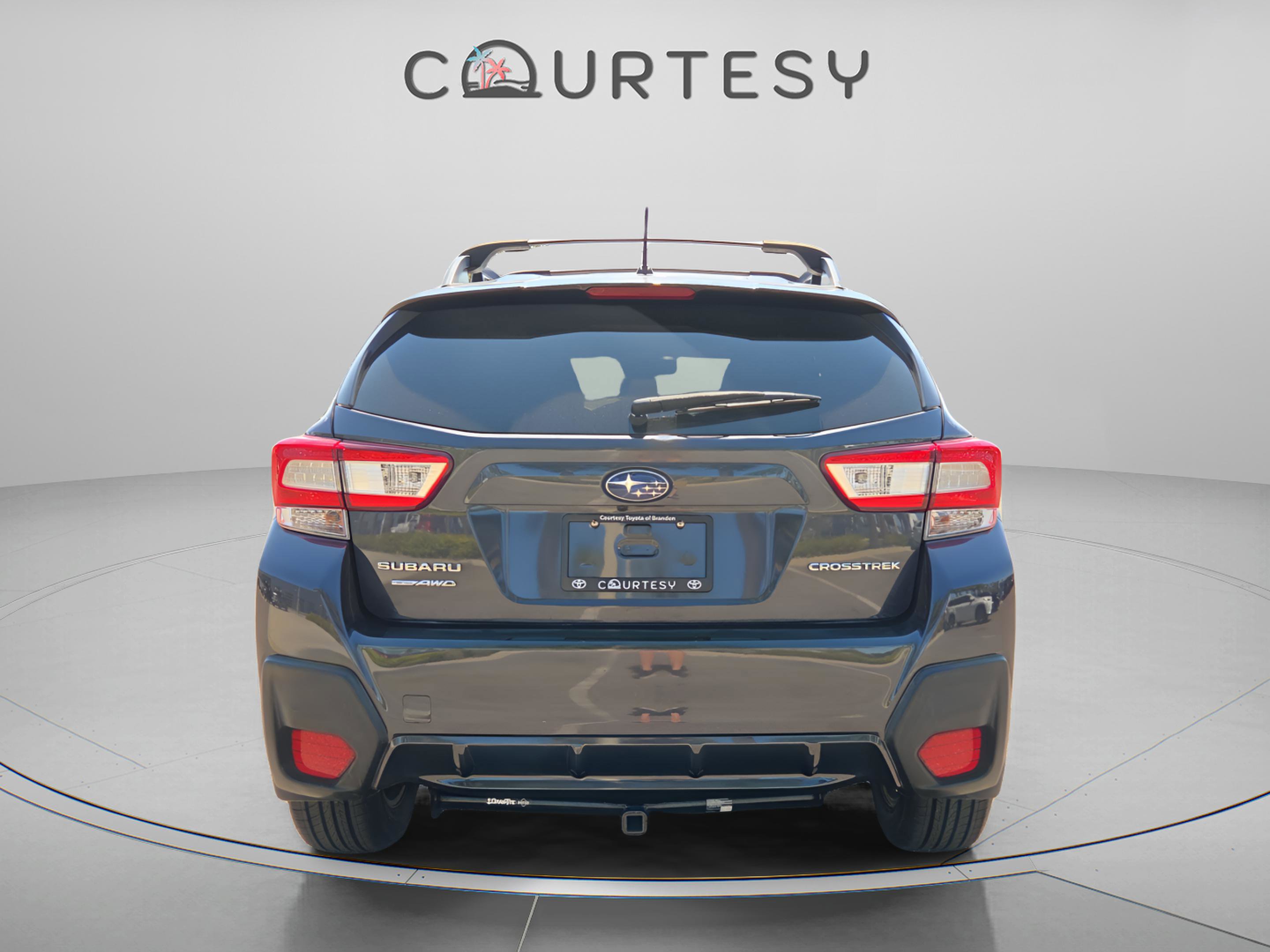 Used 2018 Subaru Crosstrek 2.0i image 5