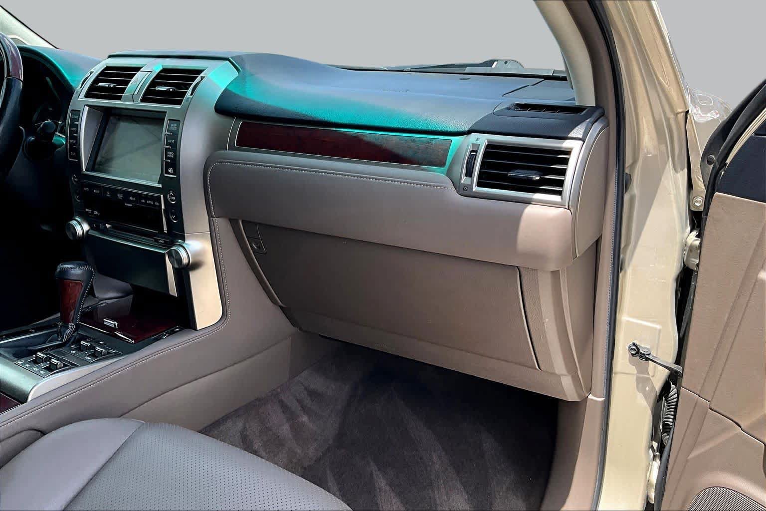 Used 2010 Lexus GX 460 Premium AWD/4WD image 14