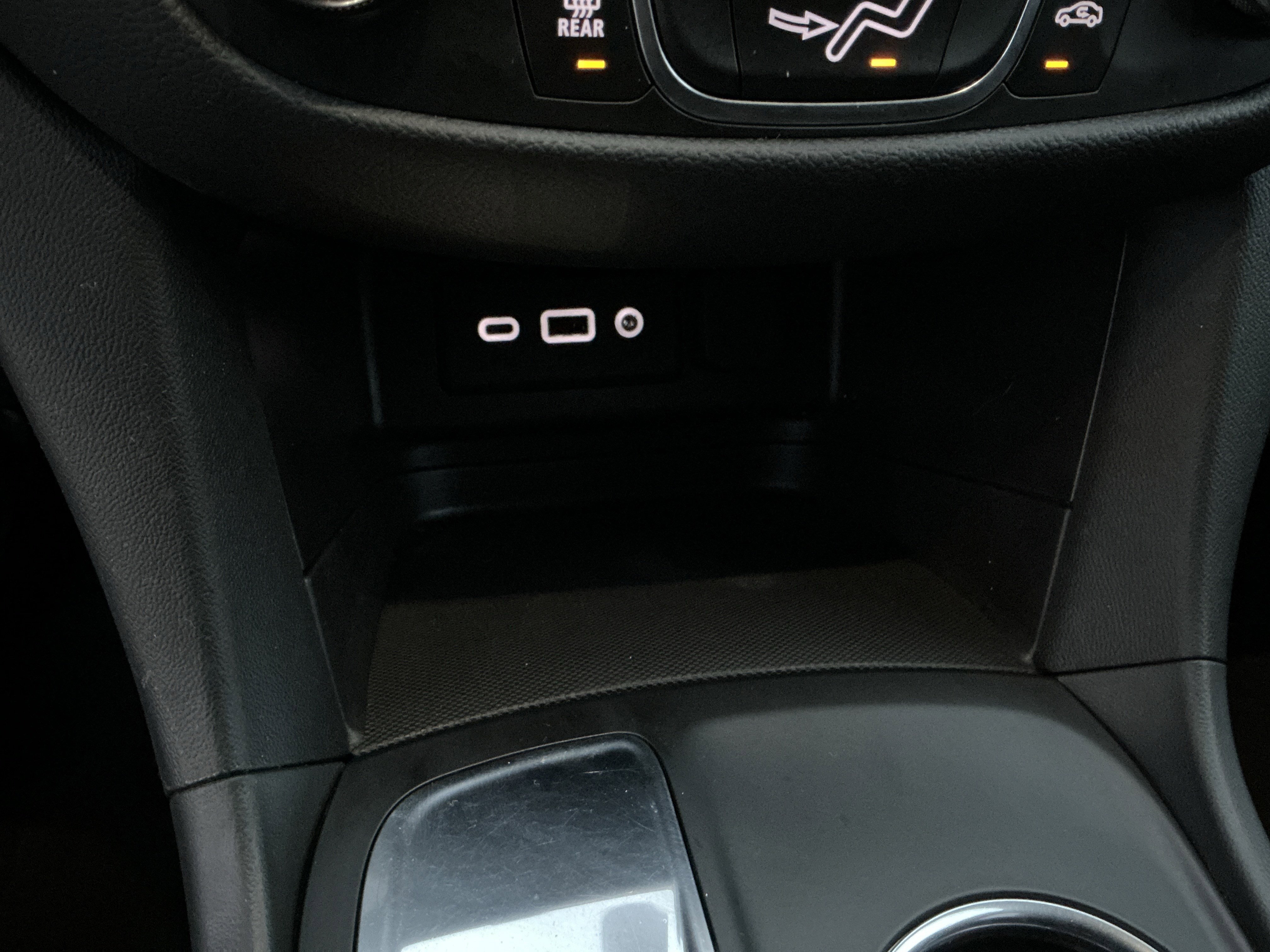 Used 2022 Chevrolet Equinox LT image 27