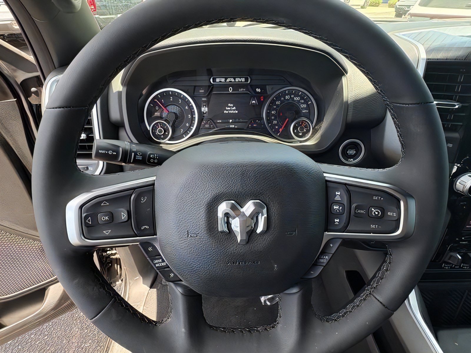 New 2026 RAM 1500 Big Horn AWD/4WD image 18