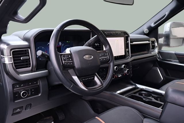 Used 2024 Ford F350 Platinum image 11