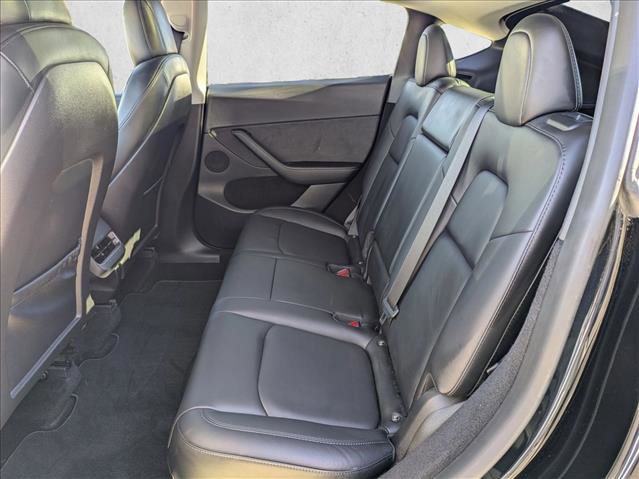 Used 2023 Tesla Model Y Long Range image 19