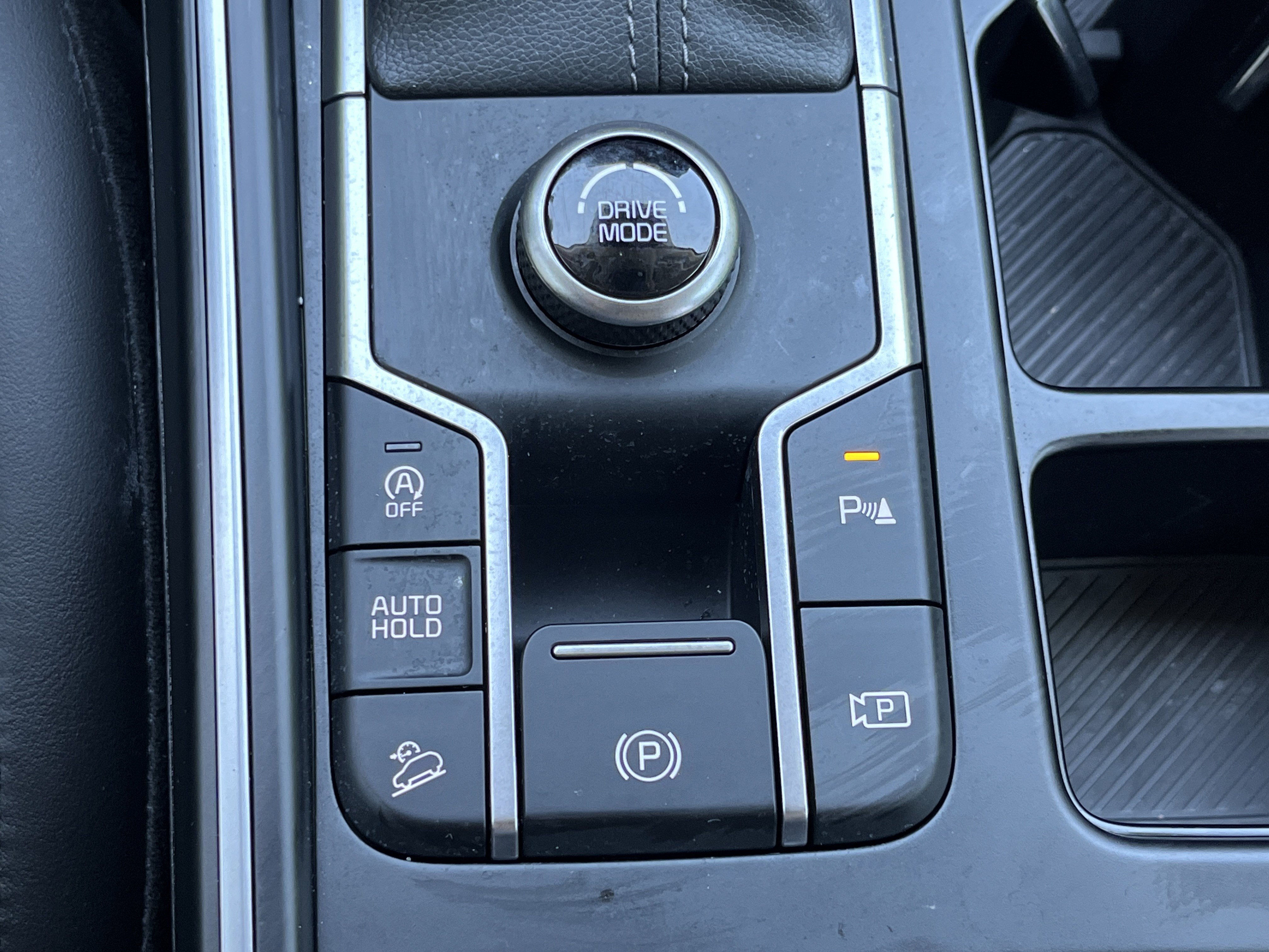 Certified 2025 Kia Sorento S w/ Panoramic Sunroof Package image 10