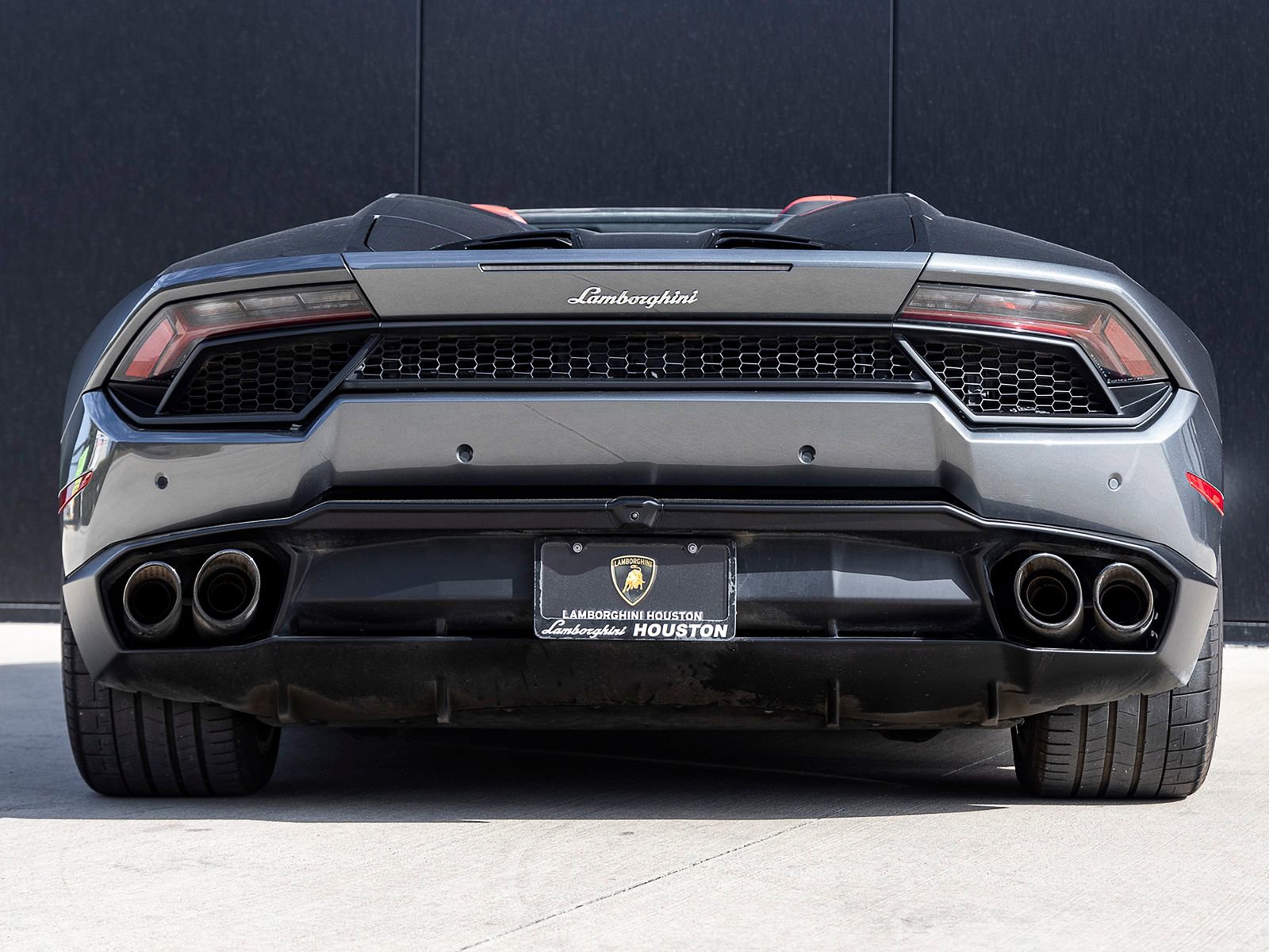 Used 2019 Lamborghini Huracan LP 580-2 image 9