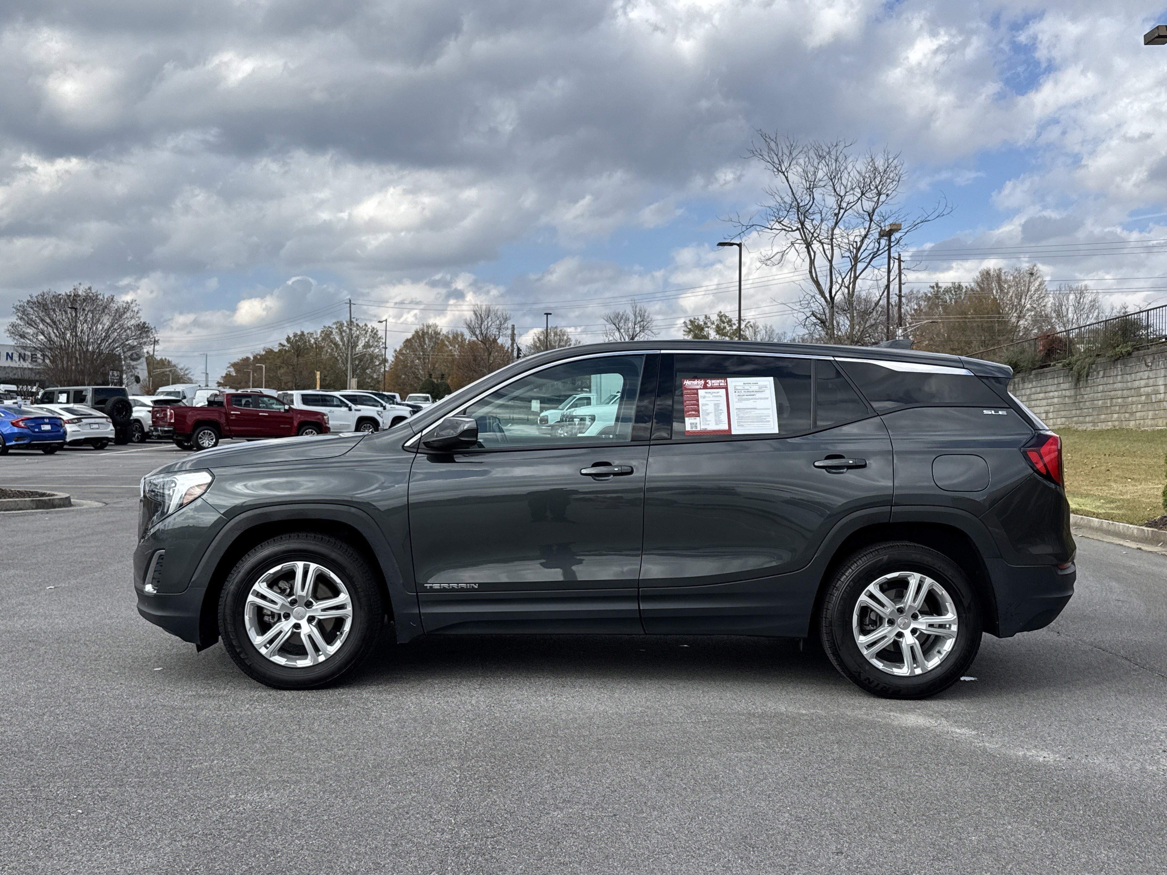 Used 2020 GMC Terrain SLE image 7