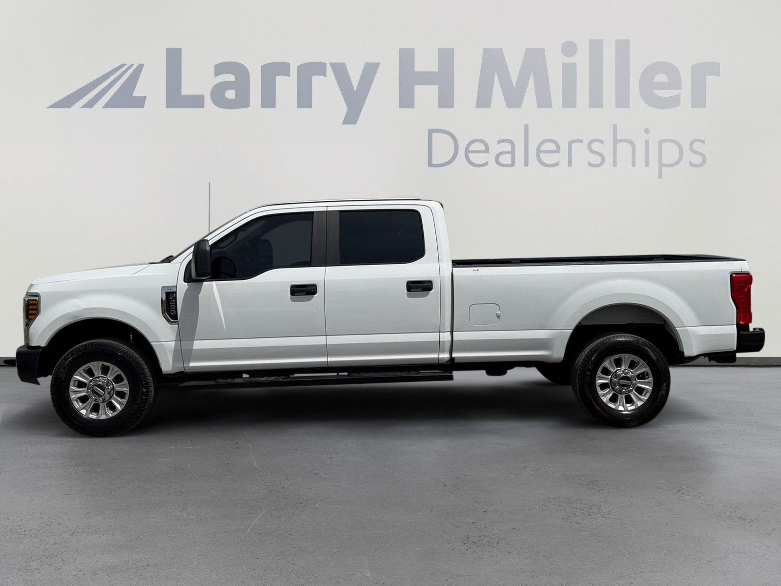 Used 2018 Ford F250 XL image 2