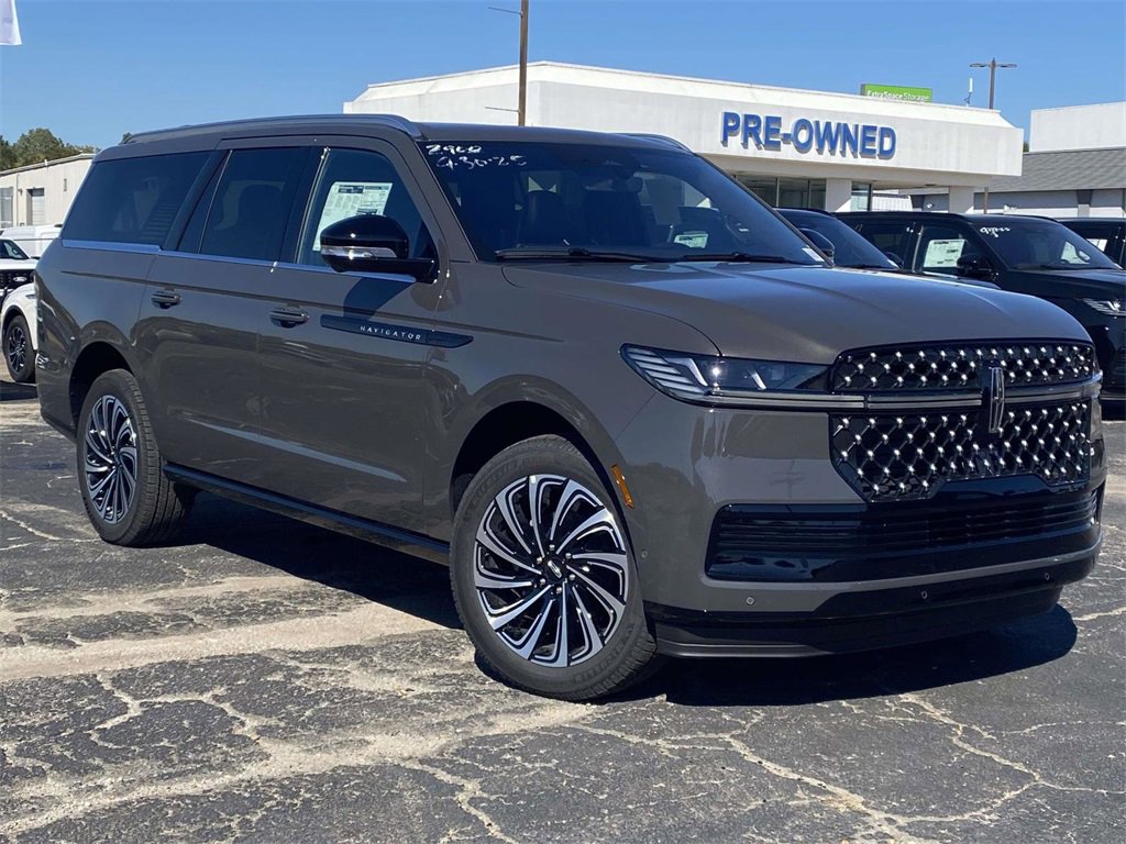 New 2025 Lincoln Navigator L Black Label