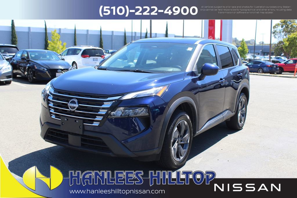 Used 2025 Nissan Rogue SV FWD image 3