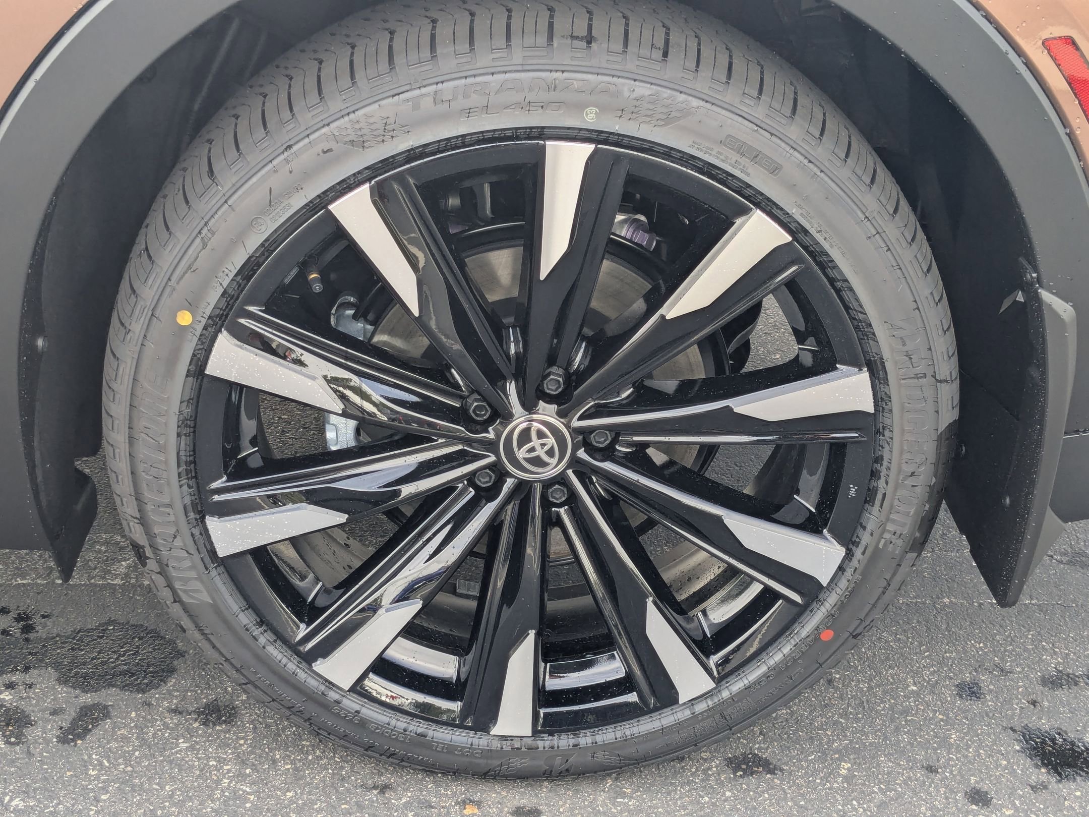 New 2026 Toyota Crown Platinum image 16