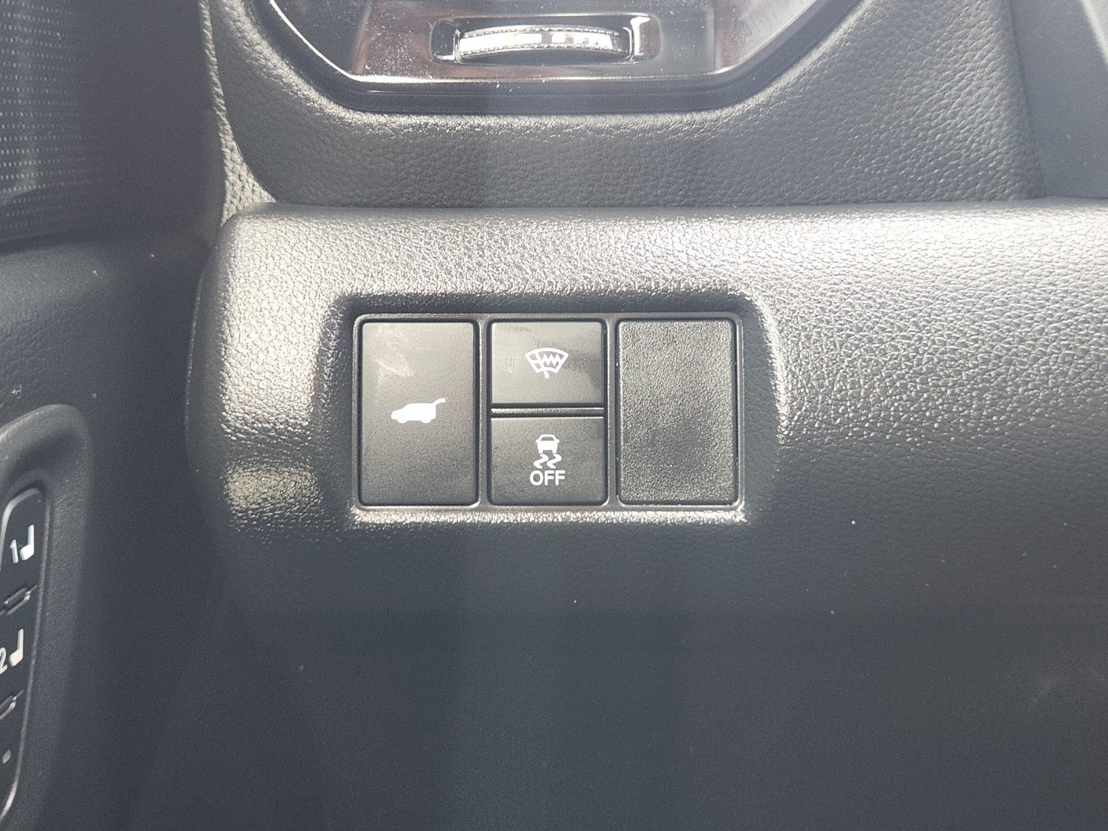 Certified 2025 Honda Pilot Black Edition image 22