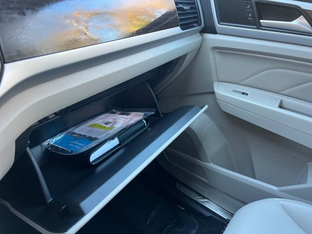 Used 2023 Volkswagen Atlas SE image 36