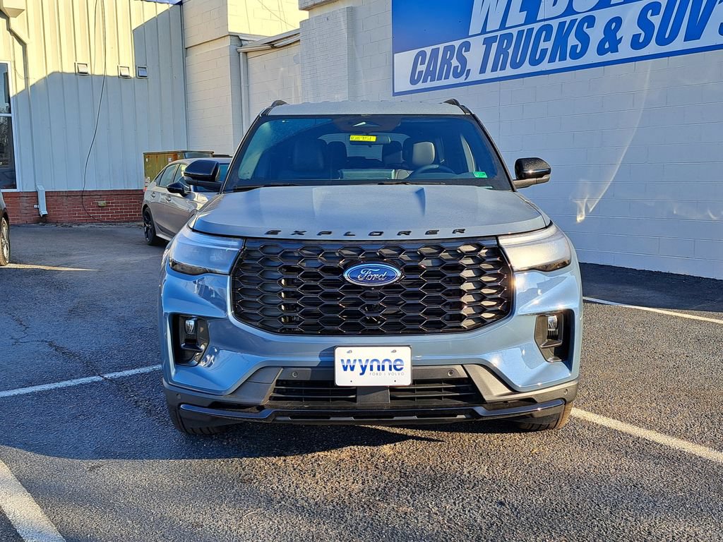 New 2026 Ford Explorer ST-Line AWD/4WD image 2