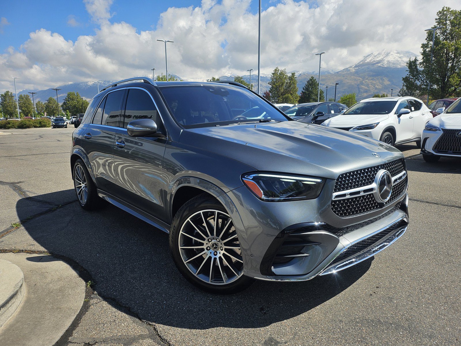 Used 2026 Mercedes-Benz GLE 580 4MATIC image 3