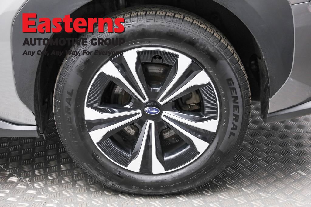 Used 2023 Subaru Solterra AWD image 8