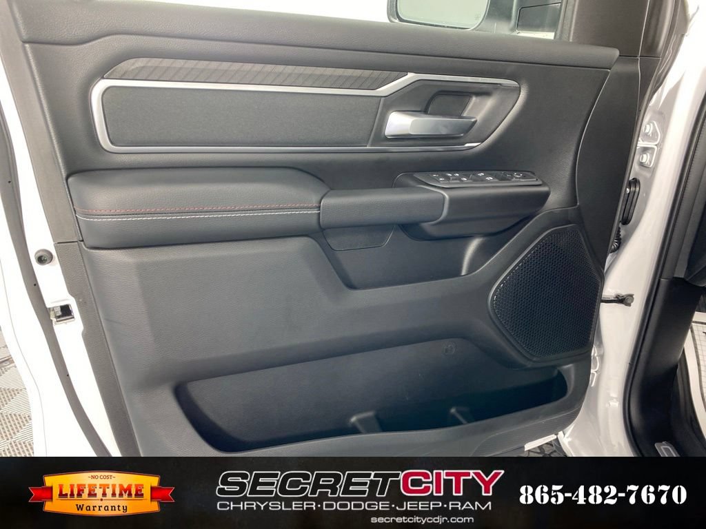 New 2026 RAM 1500 Big Horn AWD/4WD image 12