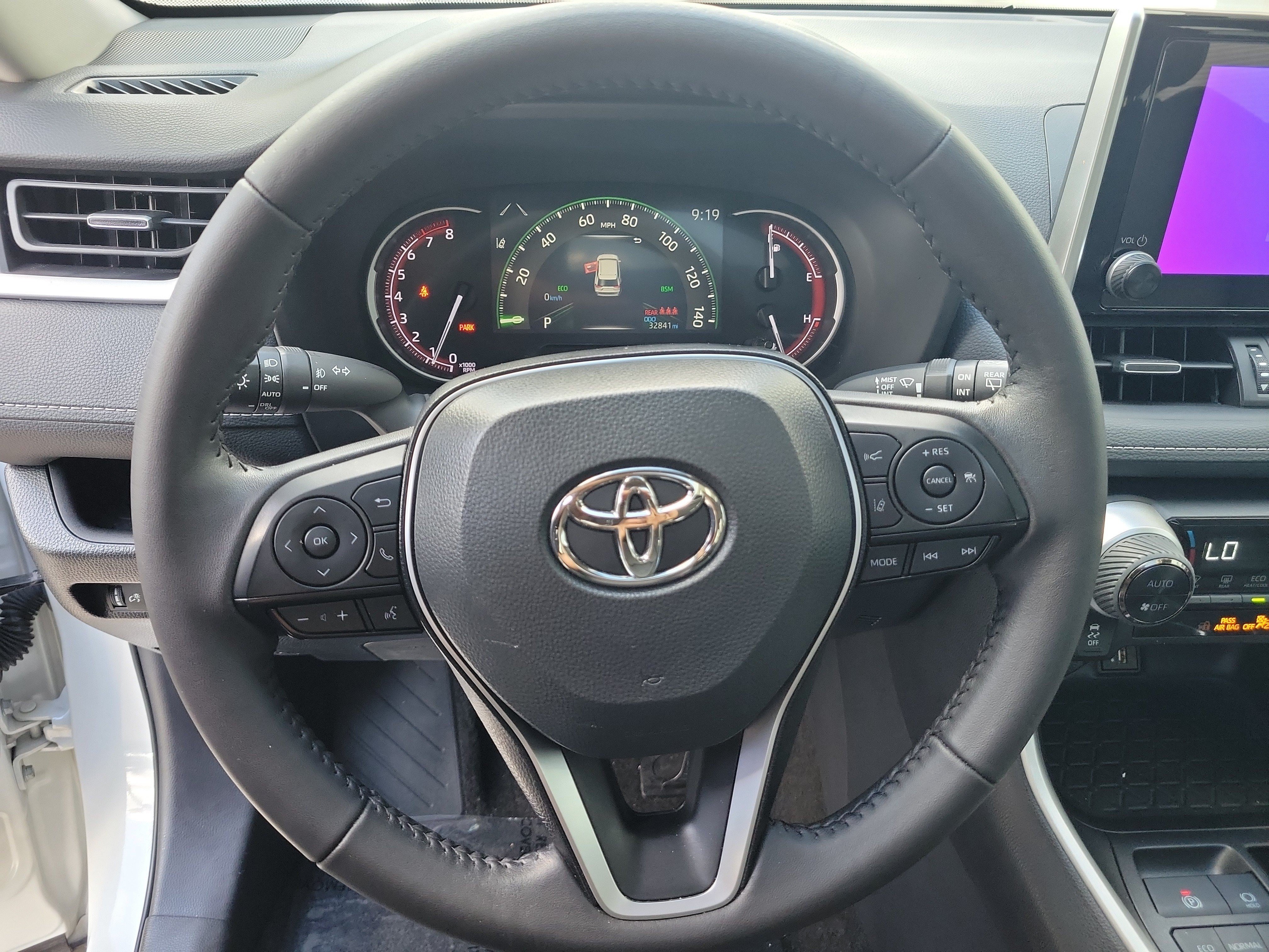 Used 2024 Toyota RAV4 XLE Premium FWD image 27